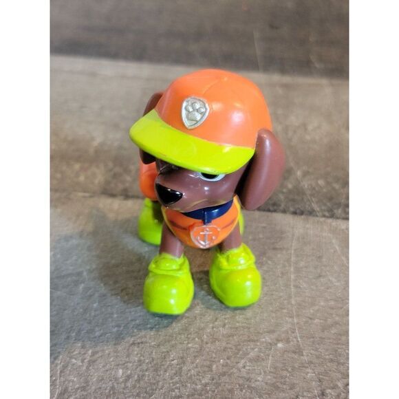 Zuma Paw‎ Patrol Disney Junior dog toy figure - Picture 1 of 4